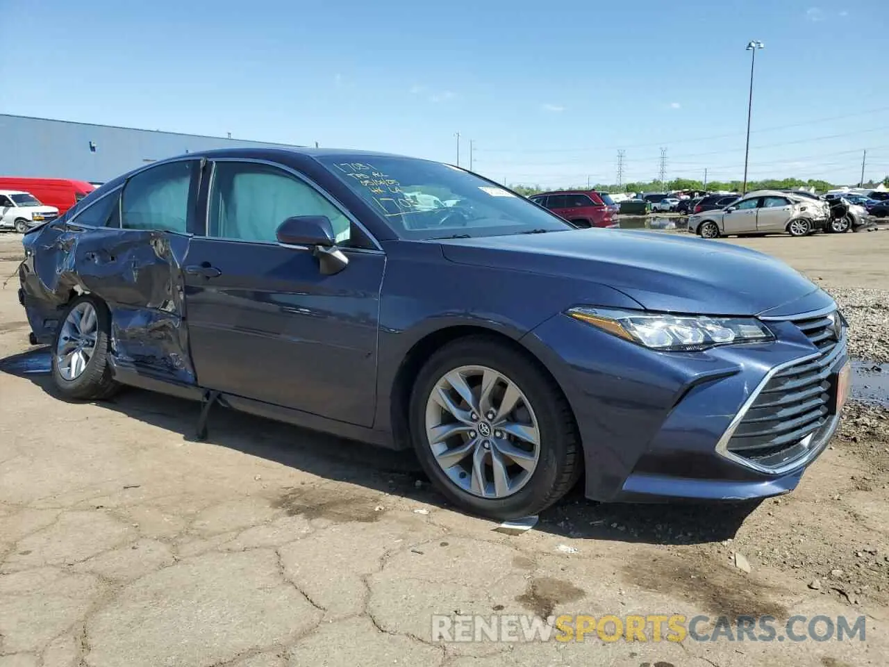 4 Фотография поврежденного автомобиля 4T1AZ1FB4LU045900 TOYOTA AVALON 2020