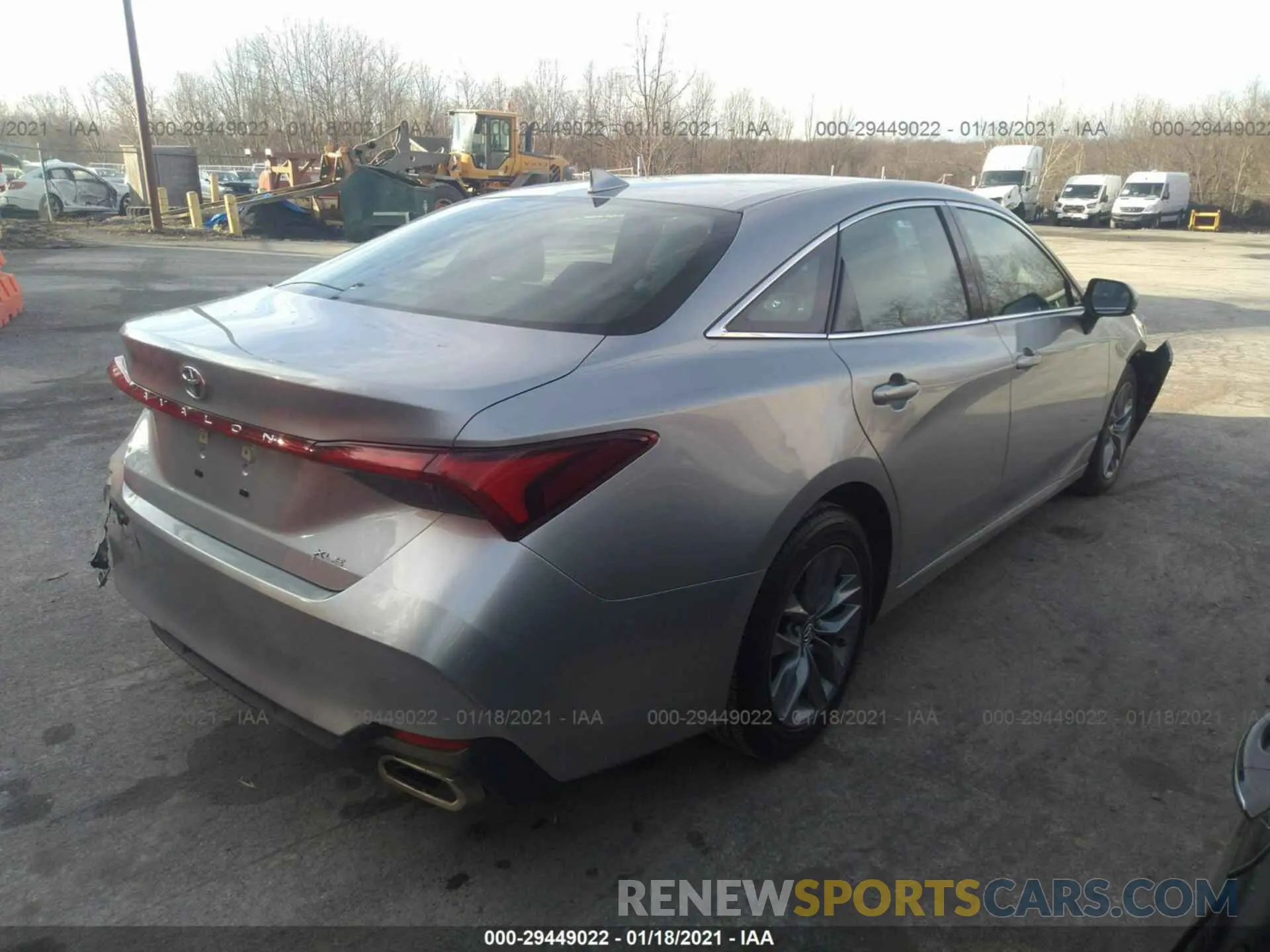 4 Photograph of a damaged car 4T1AZ1FB5LU039359 TOYOTA AVALON 2020