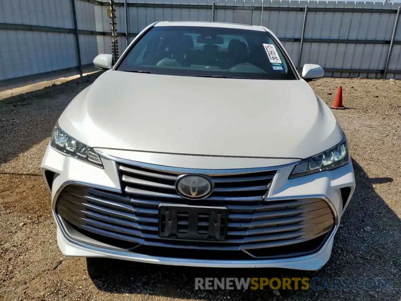 5 Photograph of a damaged car 4T1AZ1FB5LU053794 TOYOTA AVALON 2020