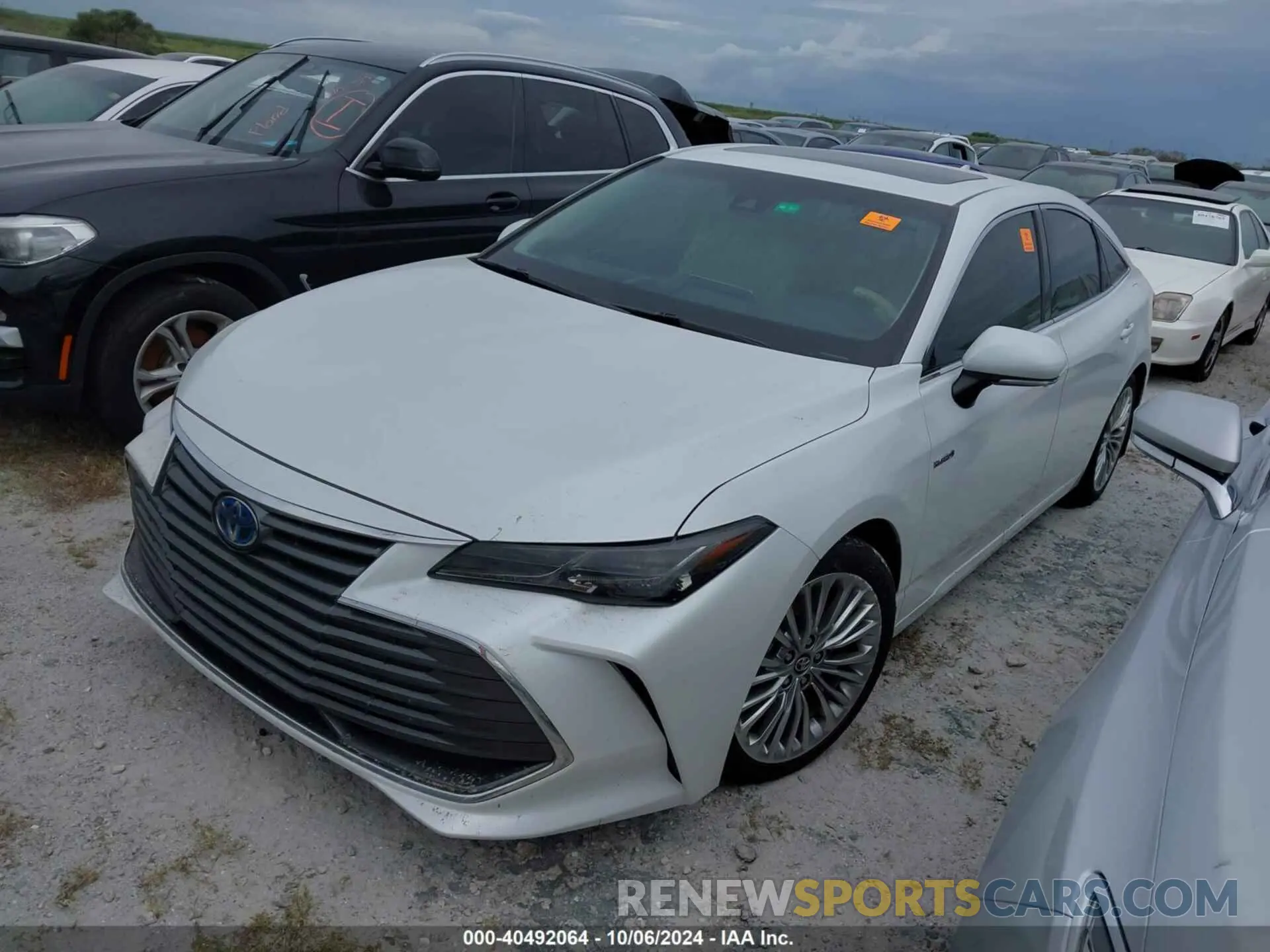 2 Фотография поврежденного автомобиля 4T1C21FB8LU016087 TOYOTA AVALON 2020