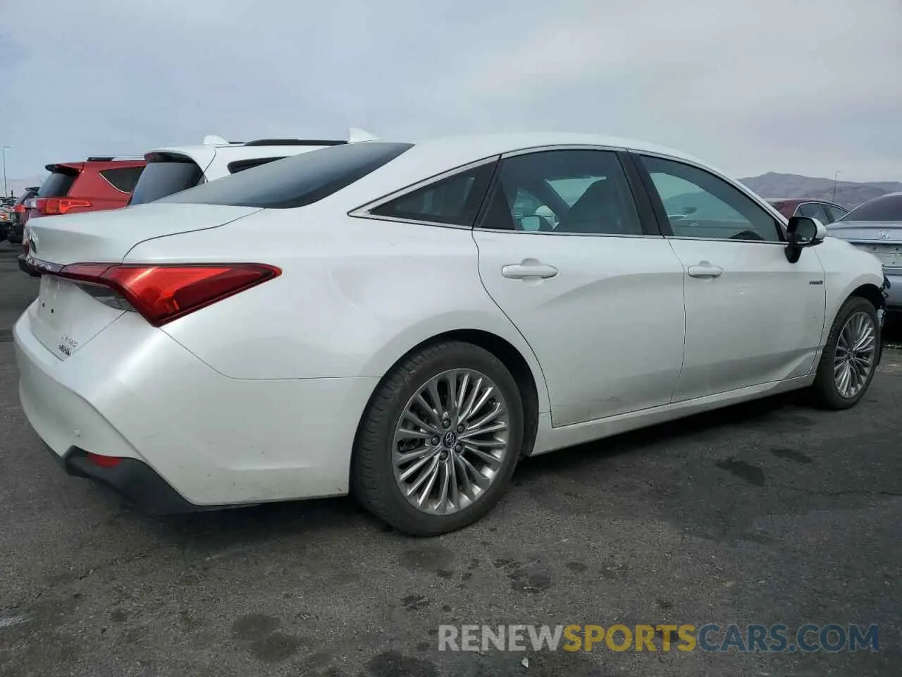 3 Фотография поврежденного автомобиля 4T1D21FB4LU014566 TOYOTA AVALON 2020