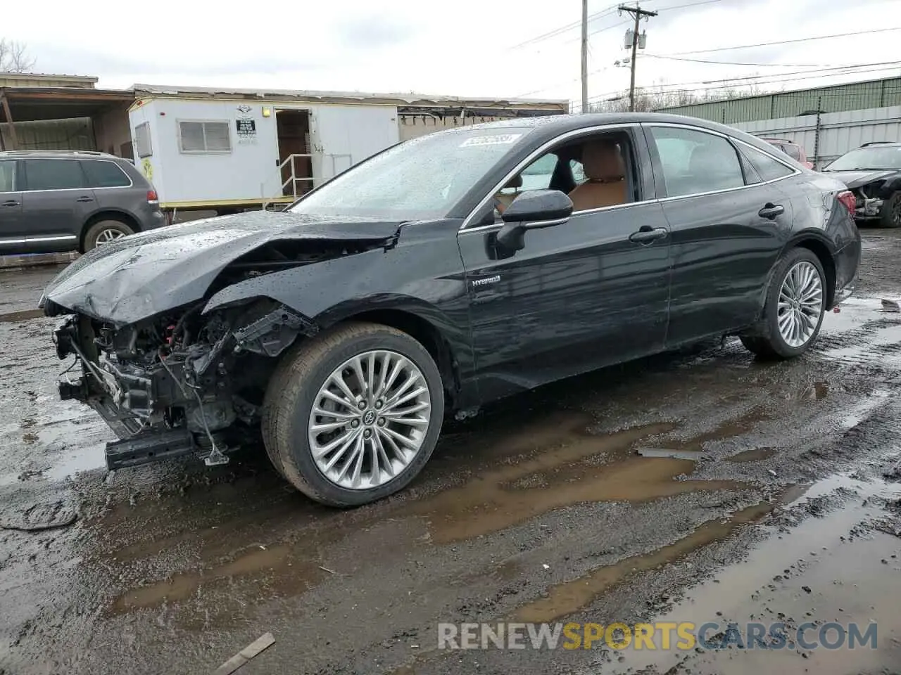 1 Photograph of a damaged car 4T1D21FB9LU014255 TOYOTA AVALON 2020