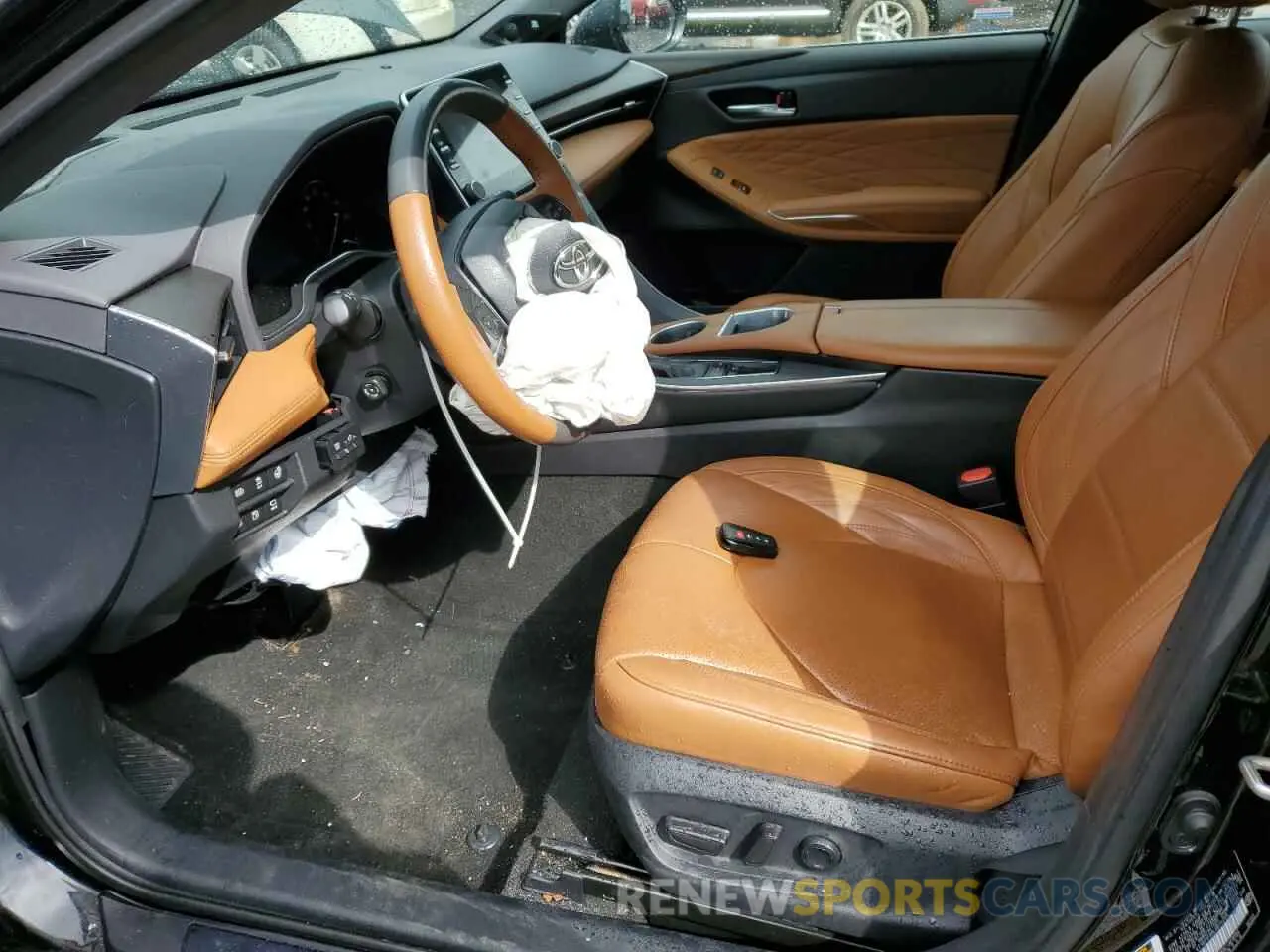 7 Photograph of a damaged car 4T1D21FB9LU014255 TOYOTA AVALON 2020