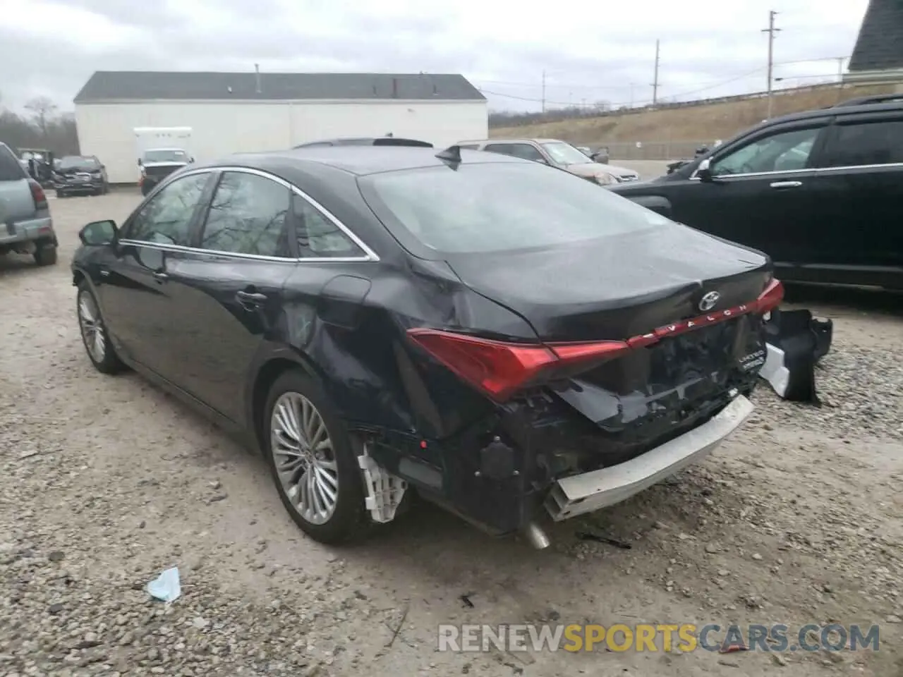 3 Фотография поврежденного автомобиля 4T1D21FBXLU018024 TOYOTA AVALON 2020