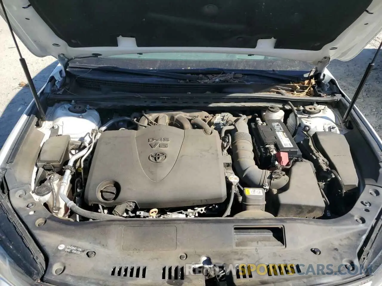 11 Photograph of a damaged car 4T1DZ1FB0LU042585 TOYOTA AVALON 2020