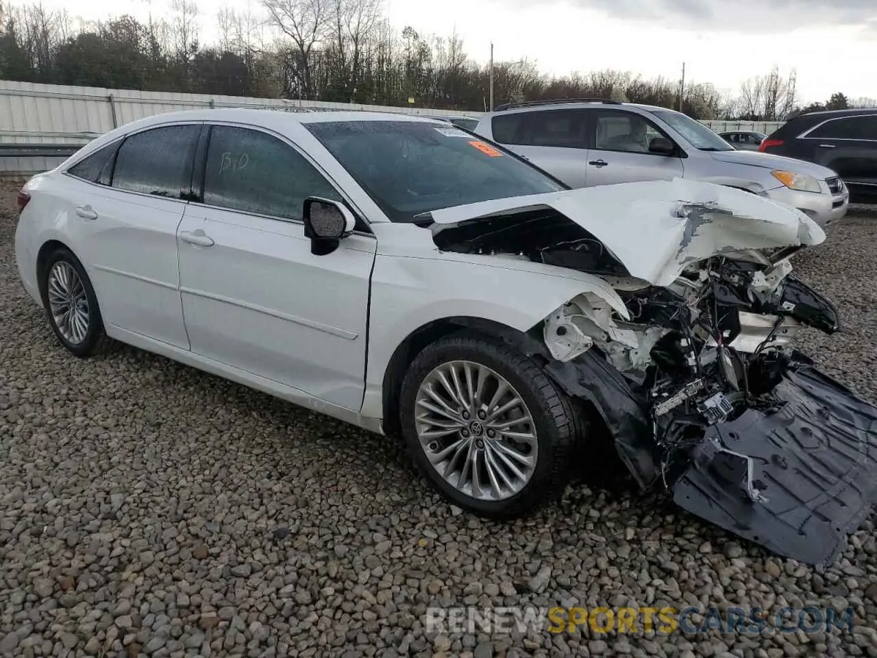 4 Photograph of a damaged car 4T1DZ1FB0LU052114 TOYOTA AVALON 2020