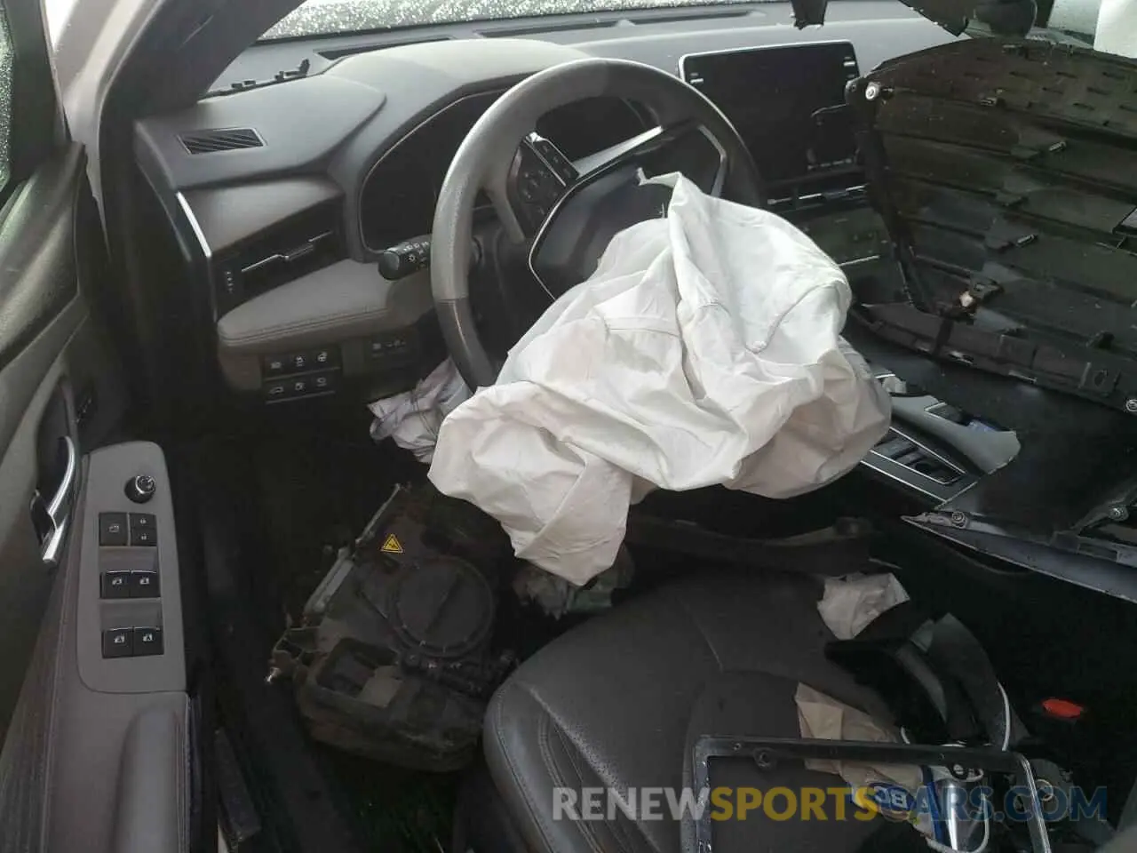 8 Photograph of a damaged car 4T1DZ1FB0LU052114 TOYOTA AVALON 2020