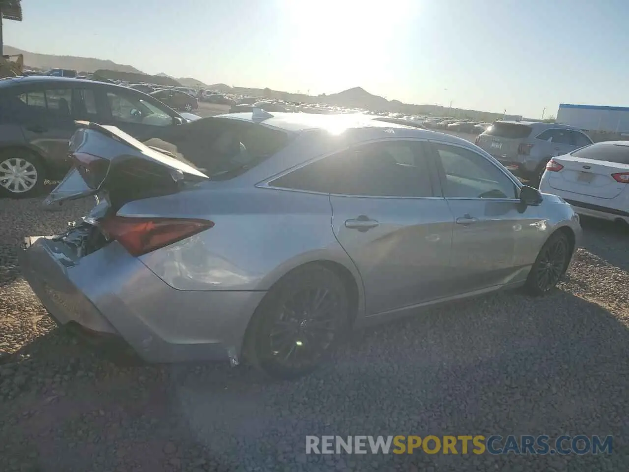 3 Photograph of a damaged car 4T1E21FB1LU014478 TOYOTA AVALON 2020