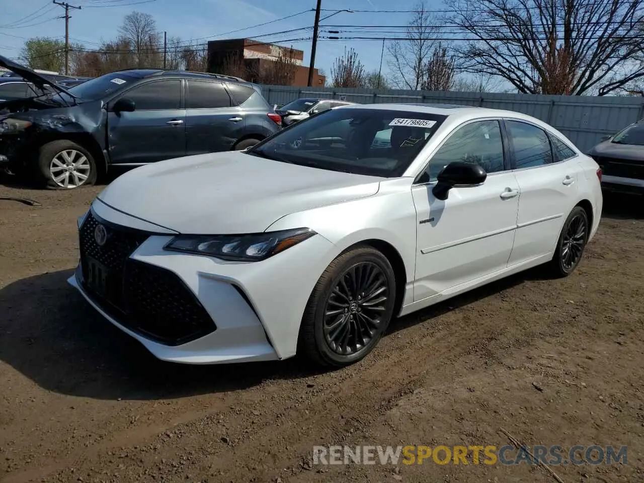 1 Photograph of a damaged car 4T1E21FB5LU013379 TOYOTA AVALON 2020