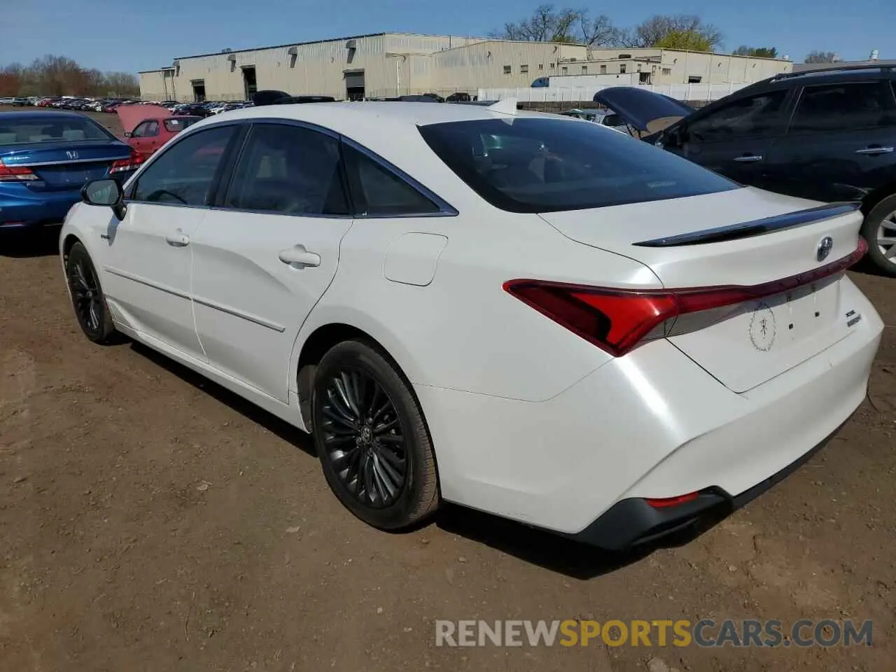 2 Photograph of a damaged car 4T1E21FB5LU013379 TOYOTA AVALON 2020