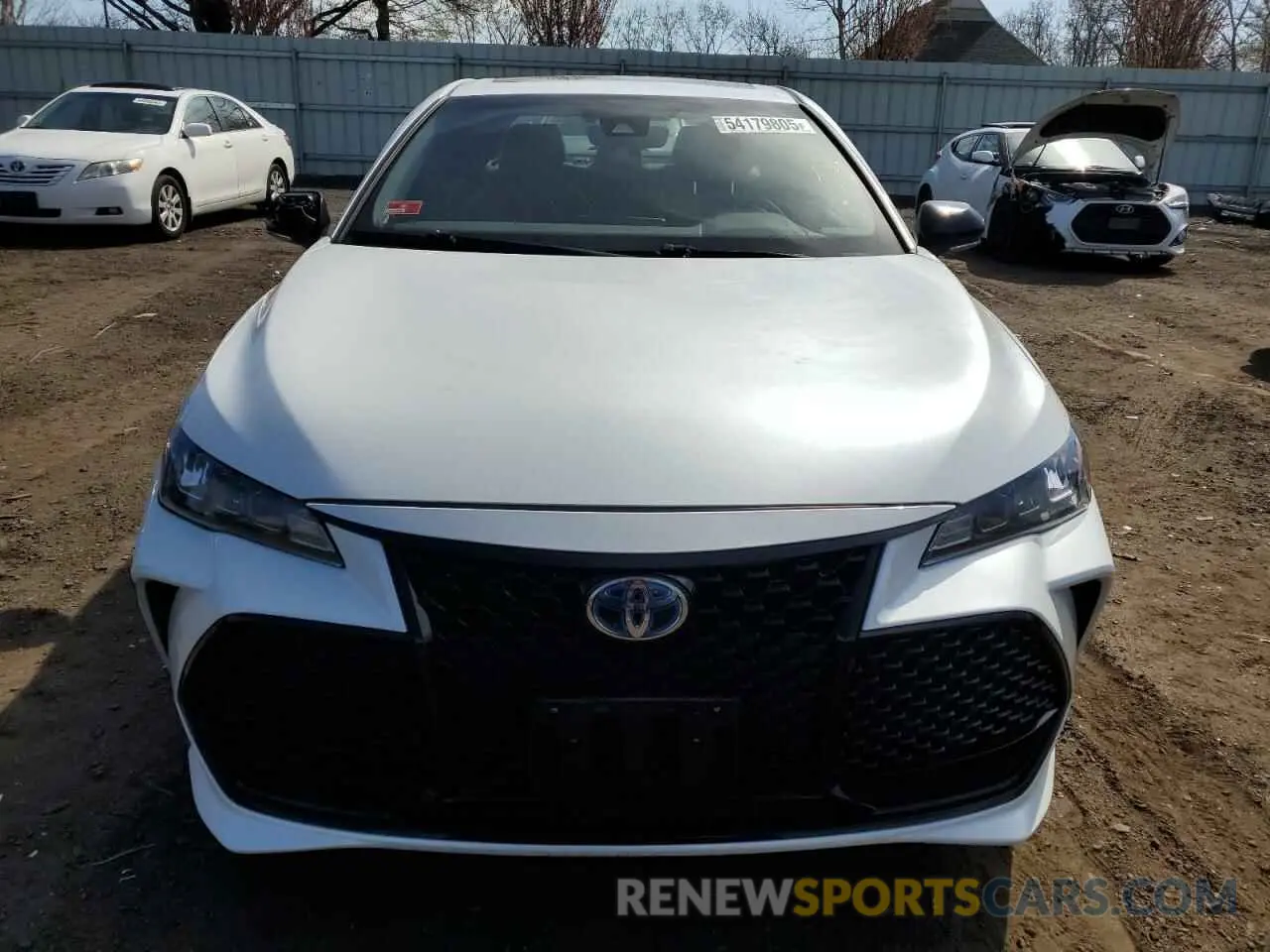 5 Photograph of a damaged car 4T1E21FB5LU013379 TOYOTA AVALON 2020