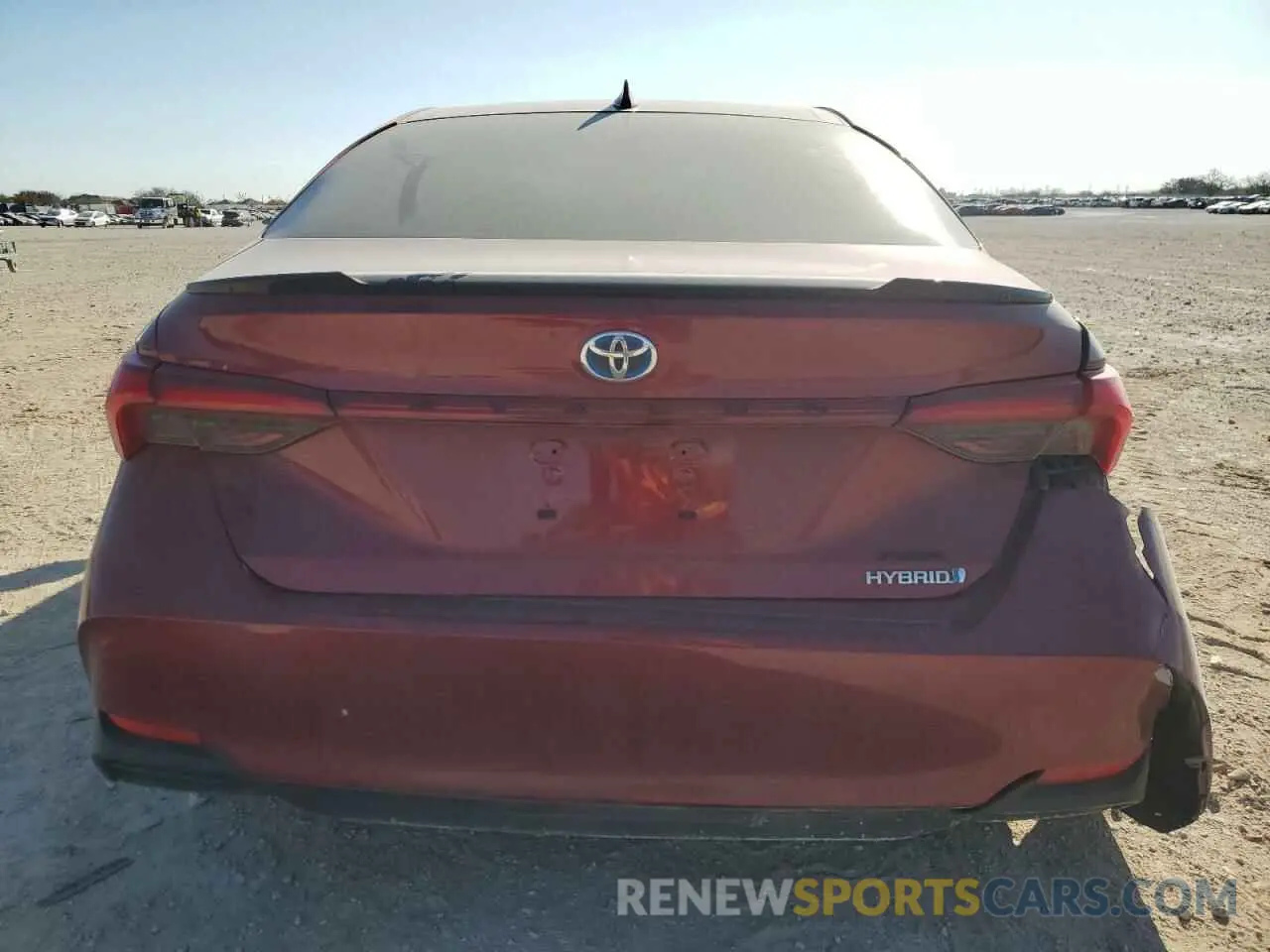 6 Photograph of a damaged car 4T1E21FB7LU019880 TOYOTA AVALON 2020