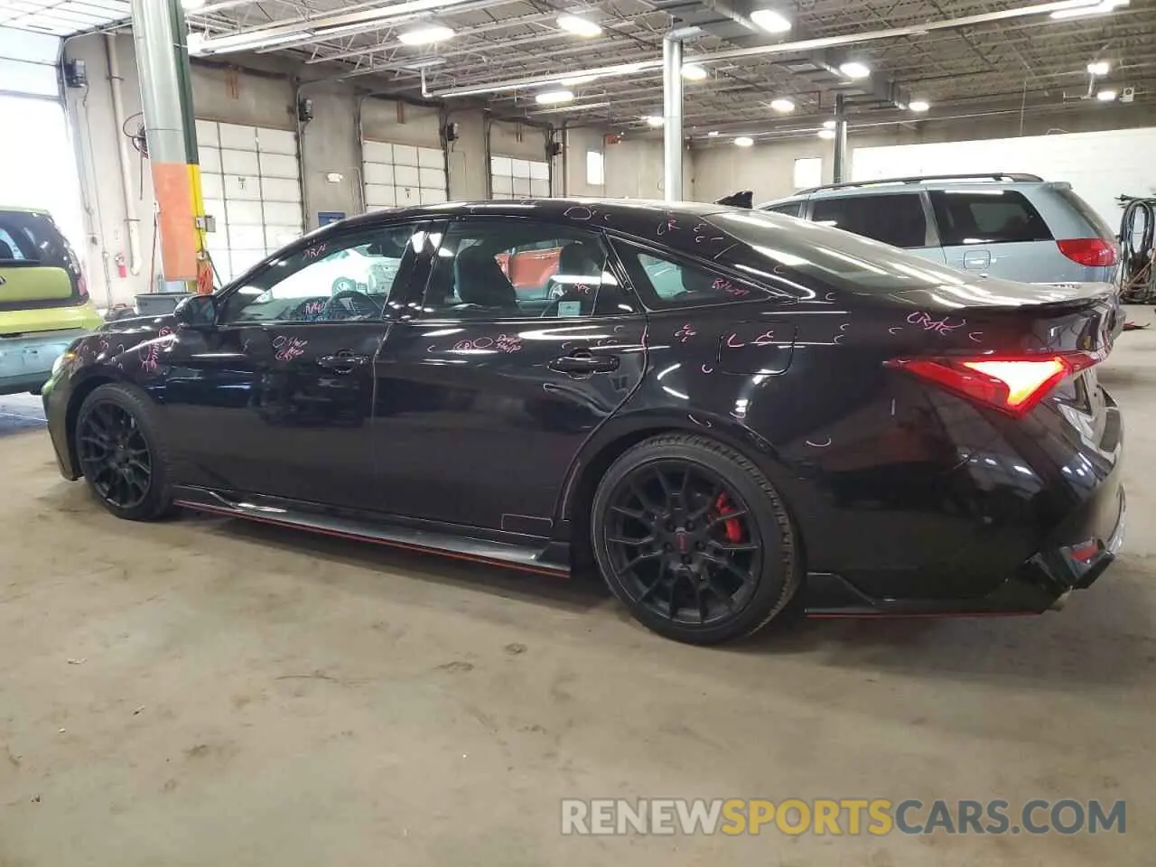 2 Photograph of a damaged car 4T1FZ1FB9LU043937 TOYOTA AVALON 2020