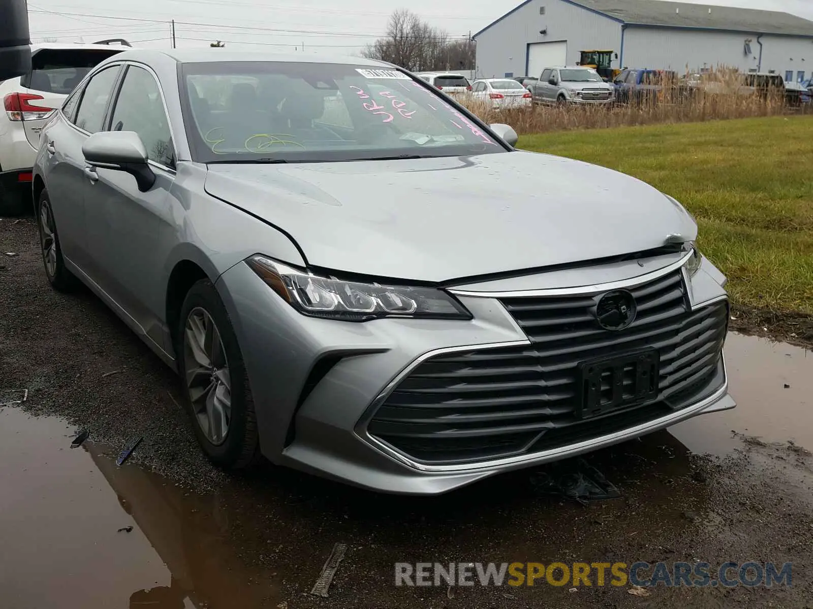 1 Photograph of a damaged car 4T1JZ1FB3LU050392 TOYOTA AVALON 2020