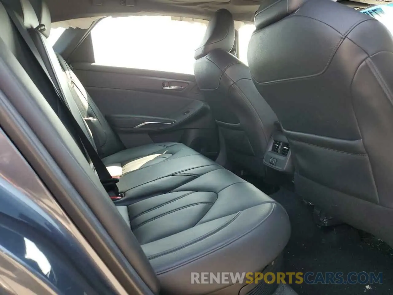 10 Photograph of a damaged car 4T1AA1AB2MU002673 TOYOTA AVALON 2021