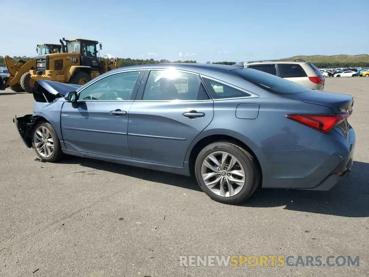 2 Photograph of a damaged car 4T1AA1AB2MU002673 TOYOTA AVALON 2021