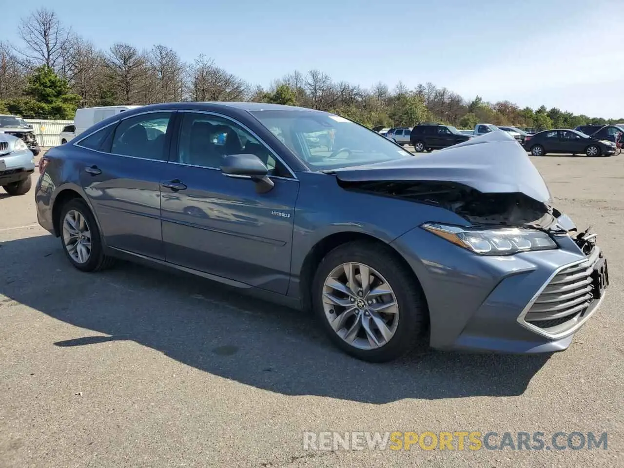 4 Photograph of a damaged car 4T1AA1AB2MU002673 TOYOTA AVALON 2021