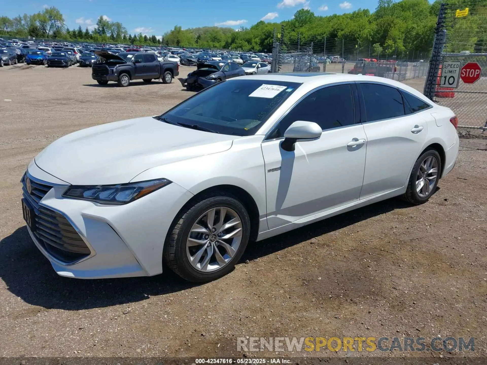 2 Photograph of a damaged car 4T1AA1AB3MU002049 TOYOTA AVALON 2021