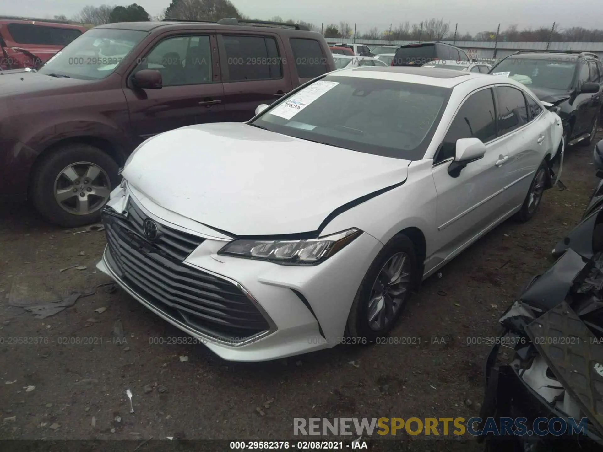 2 Photograph of a damaged car 4T1AZ1FBXMU057549 TOYOTA AVALON 2021