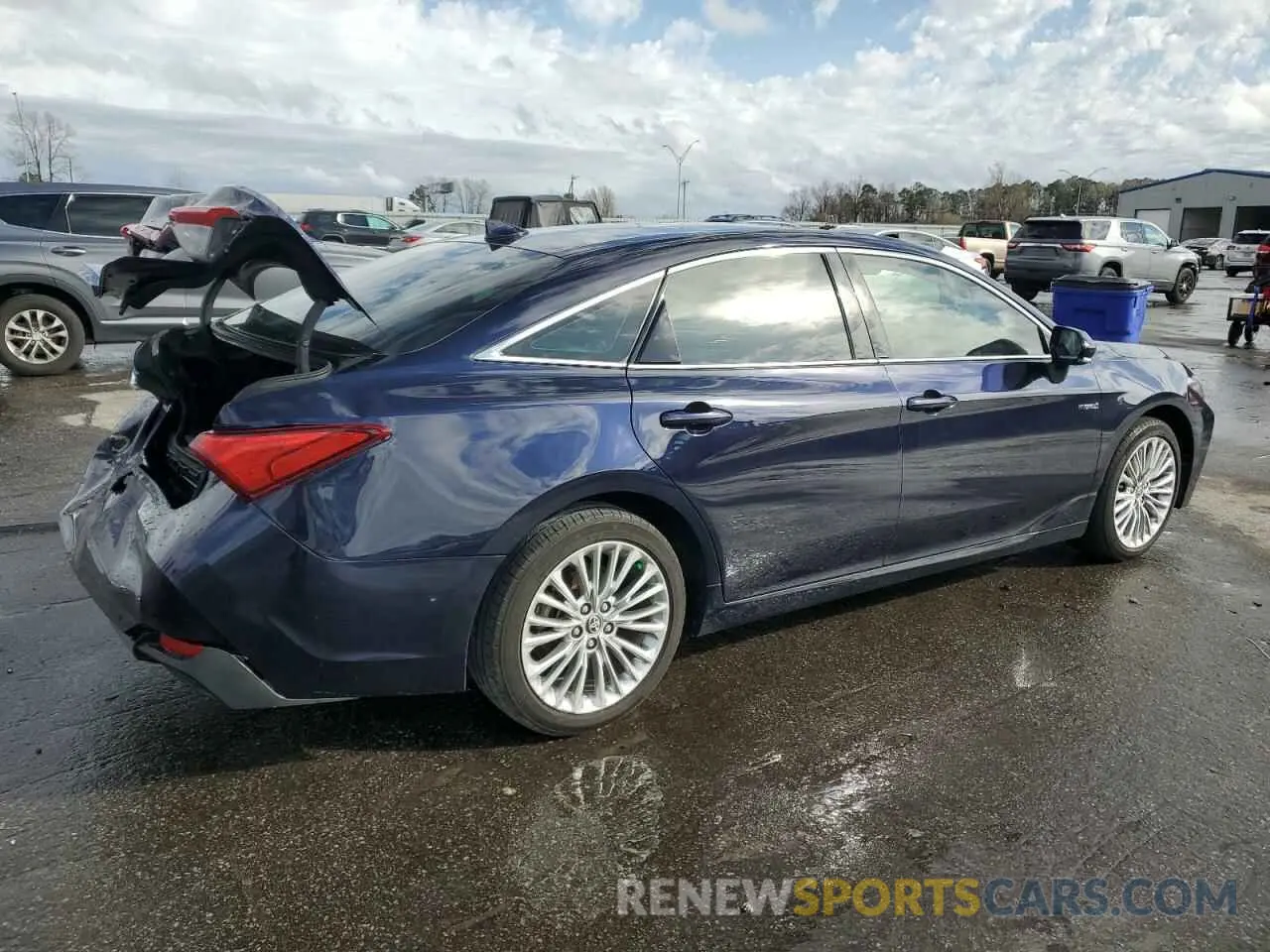 3 Photograph of a damaged car 4T1DA1AB0MU001356 TOYOTA AVALON 2021