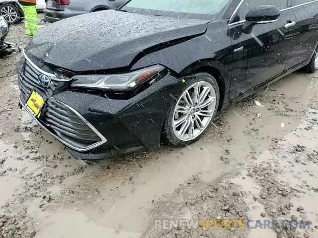 10 Photograph of a damaged car 4T1DA1AB0MU009537 TOYOTA AVALON 2021