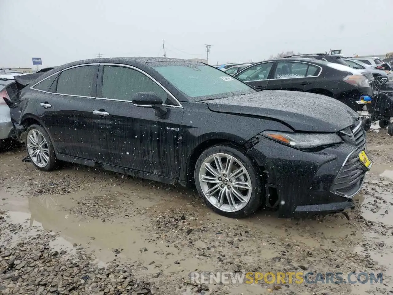 4 Photograph of a damaged car 4T1DA1AB0MU009537 TOYOTA AVALON 2021