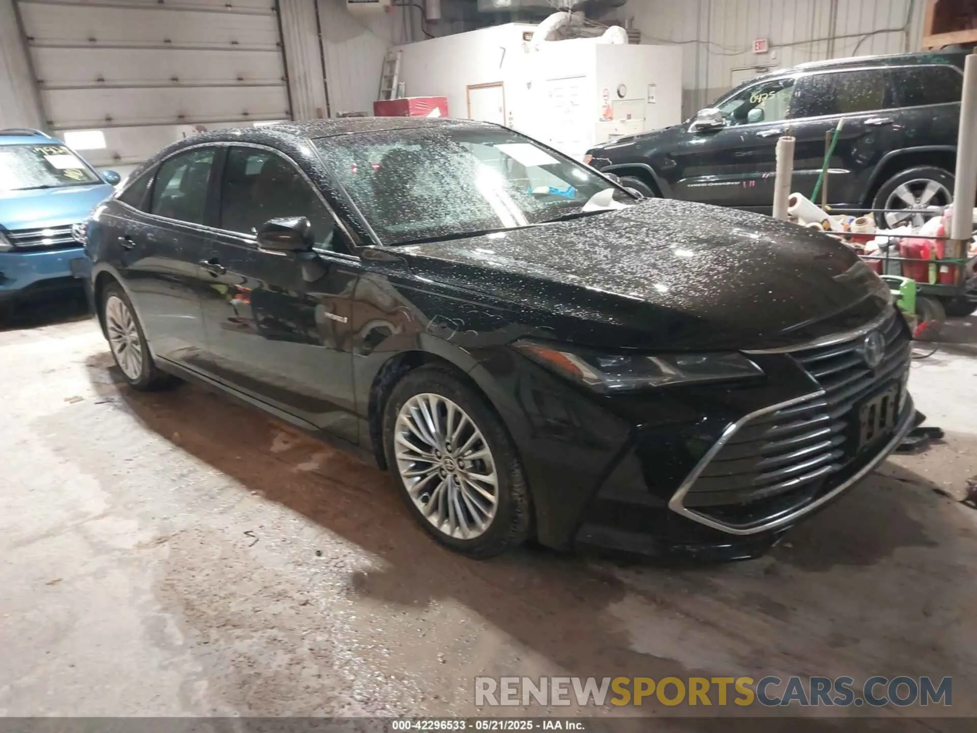 1 Photograph of a damaged car 4T1DA1AB4MU006009 TOYOTA AVALON 2021