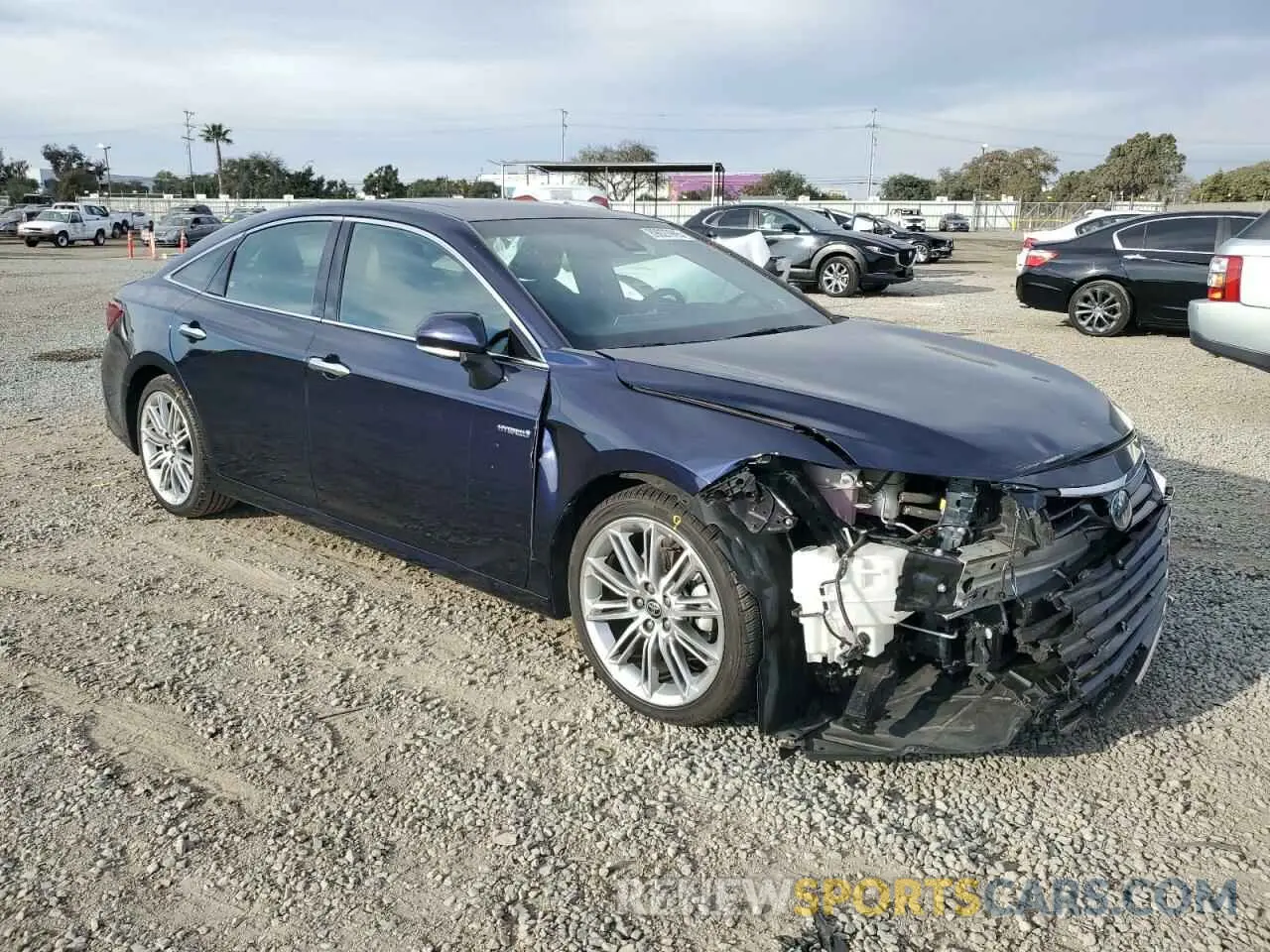 4 Фотография поврежденного автомобиля 4T1DA1AB9MU006037 TOYOTA AVALON 2021