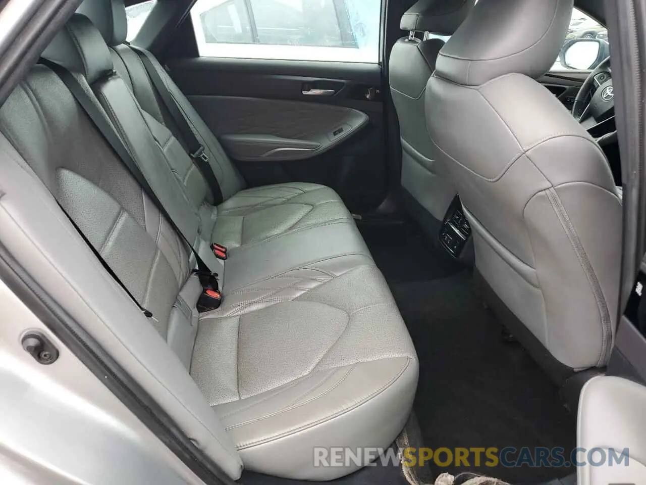 10 Photograph of a damaged car 4T1DZ1FB0MU070503 TOYOTA AVALON 2021