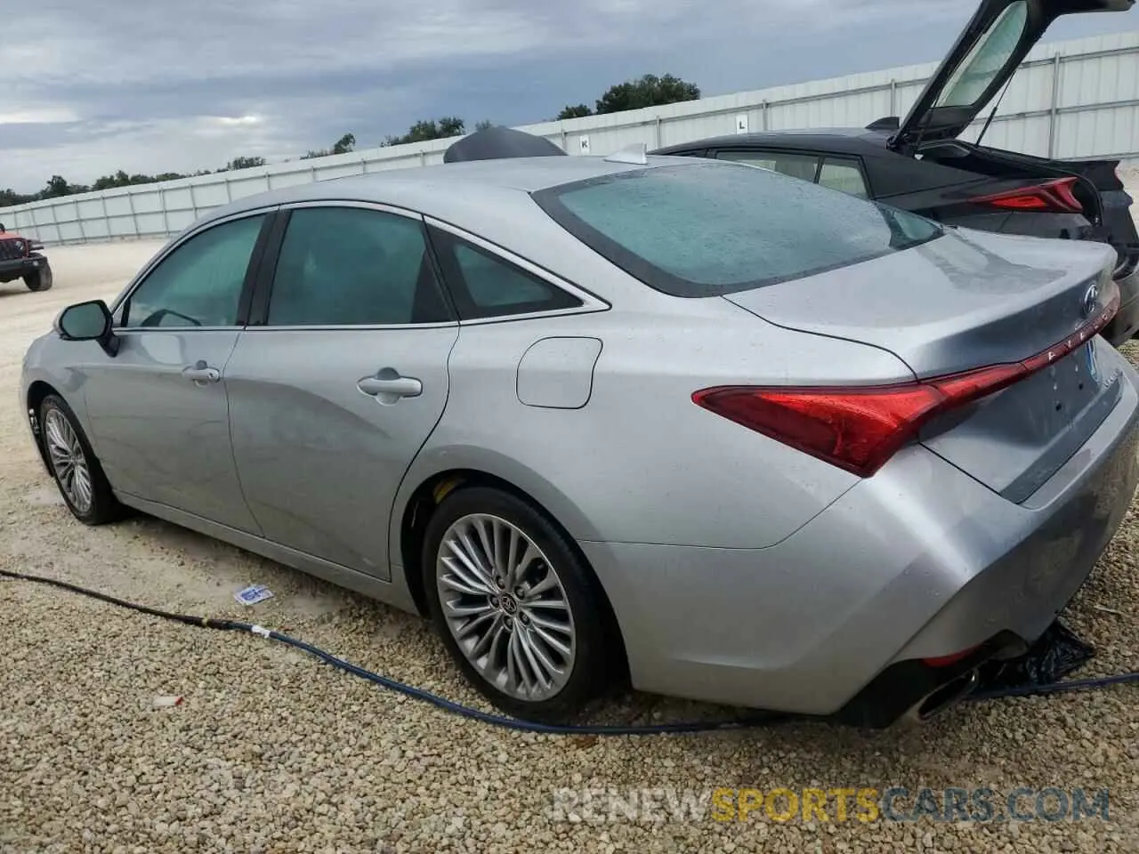 2 Photograph of a damaged car 4T1DZ1FB0MU070503 TOYOTA AVALON 2021