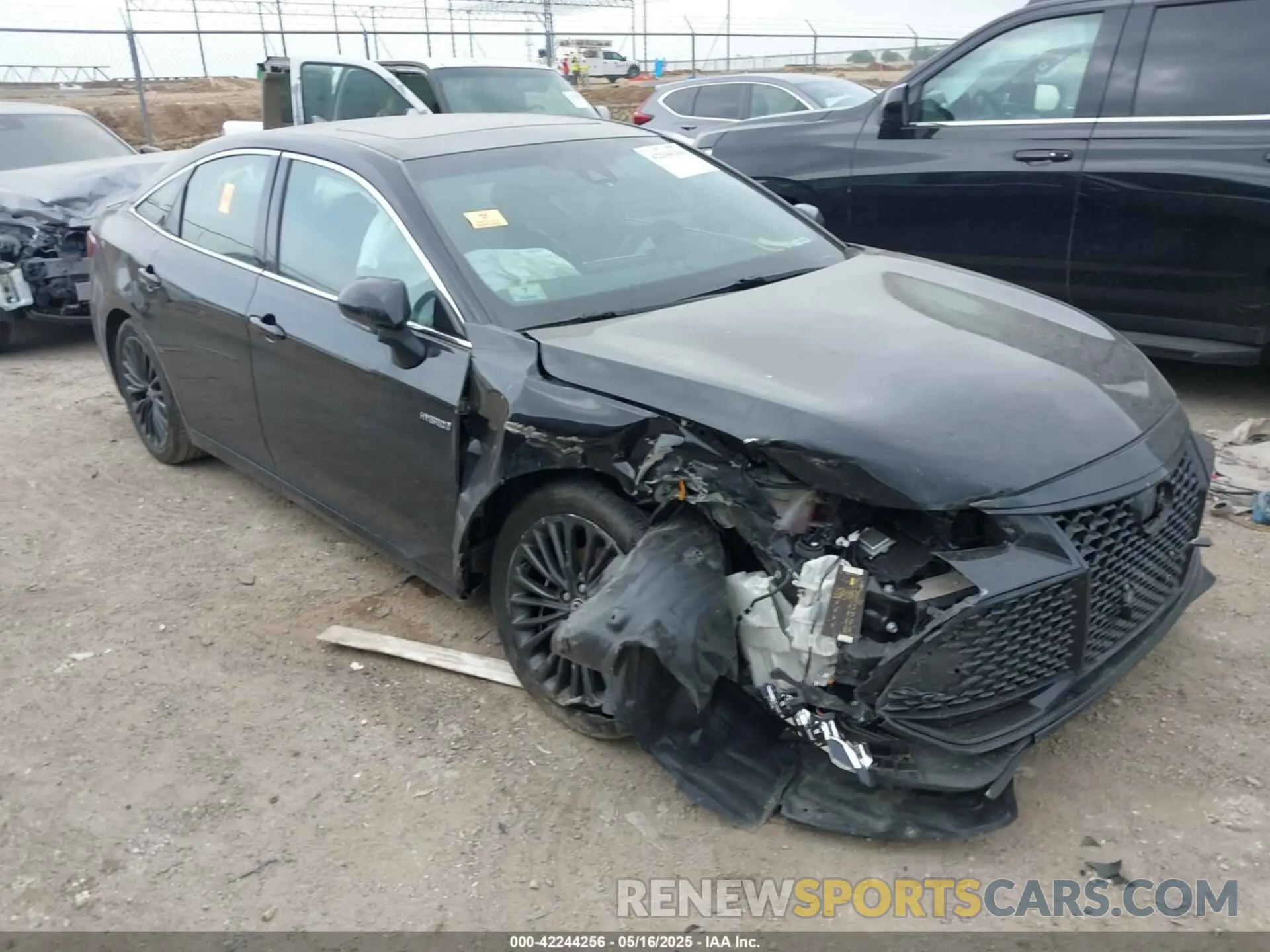 1 Photograph of a damaged car 4T1EA1AB0MU005265 TOYOTA AVALON 2021