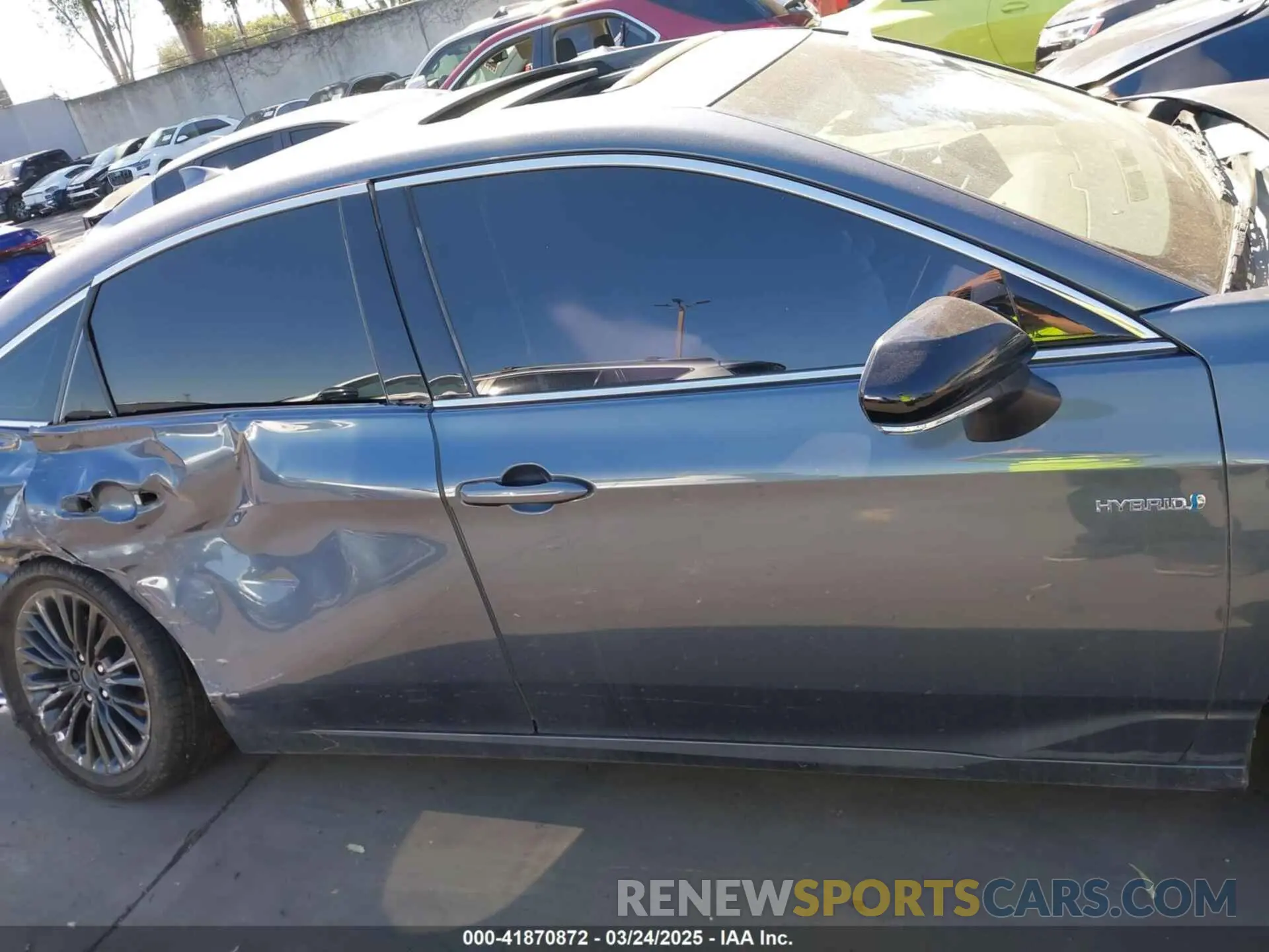 14 Photograph of a damaged car 4T1EA1AB2MU001301 TOYOTA AVALON 2021
