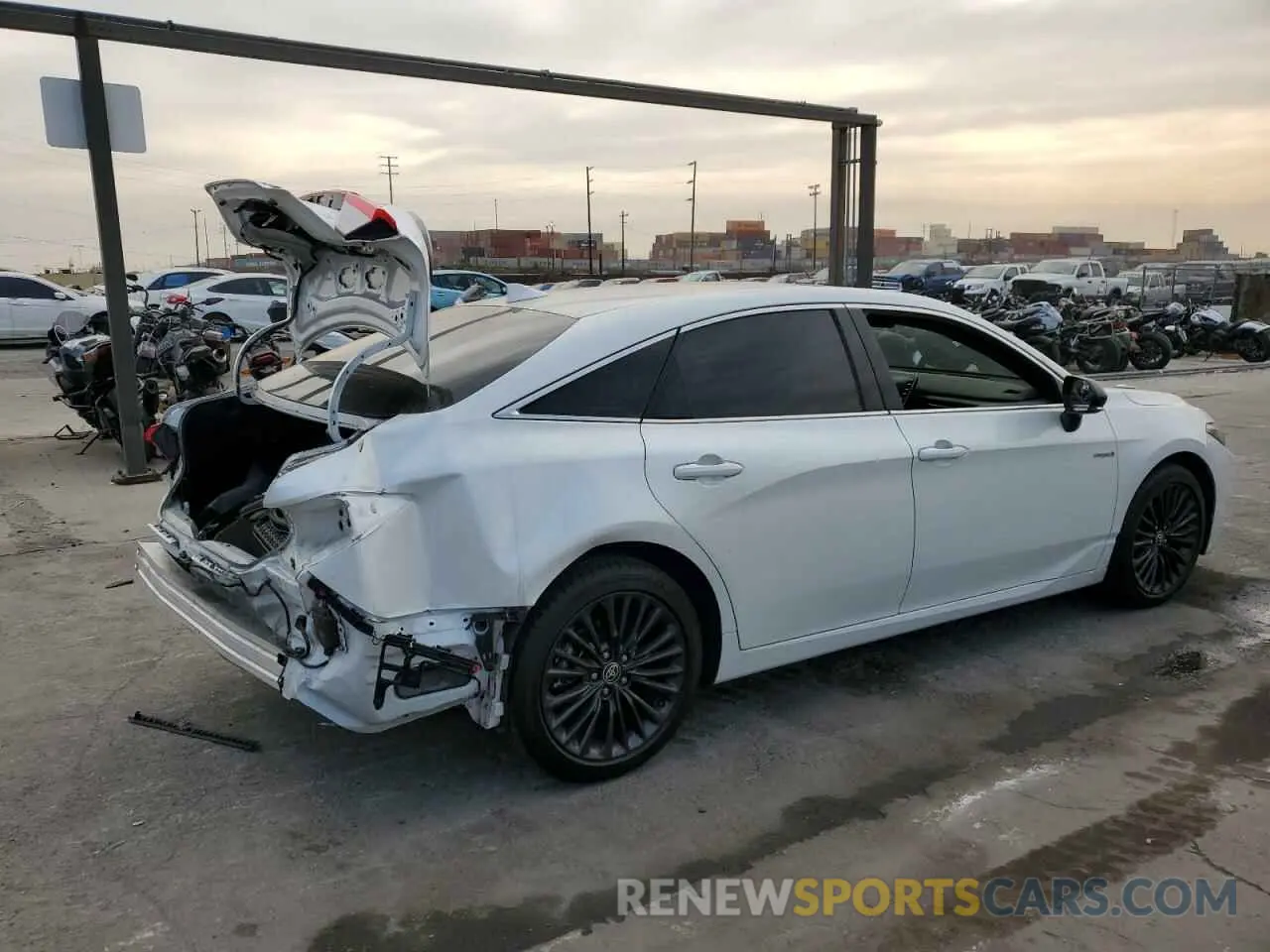 3 Фотография поврежденного автомобиля 4T1EA1AB8MU001657 TOYOTA AVALON 2021