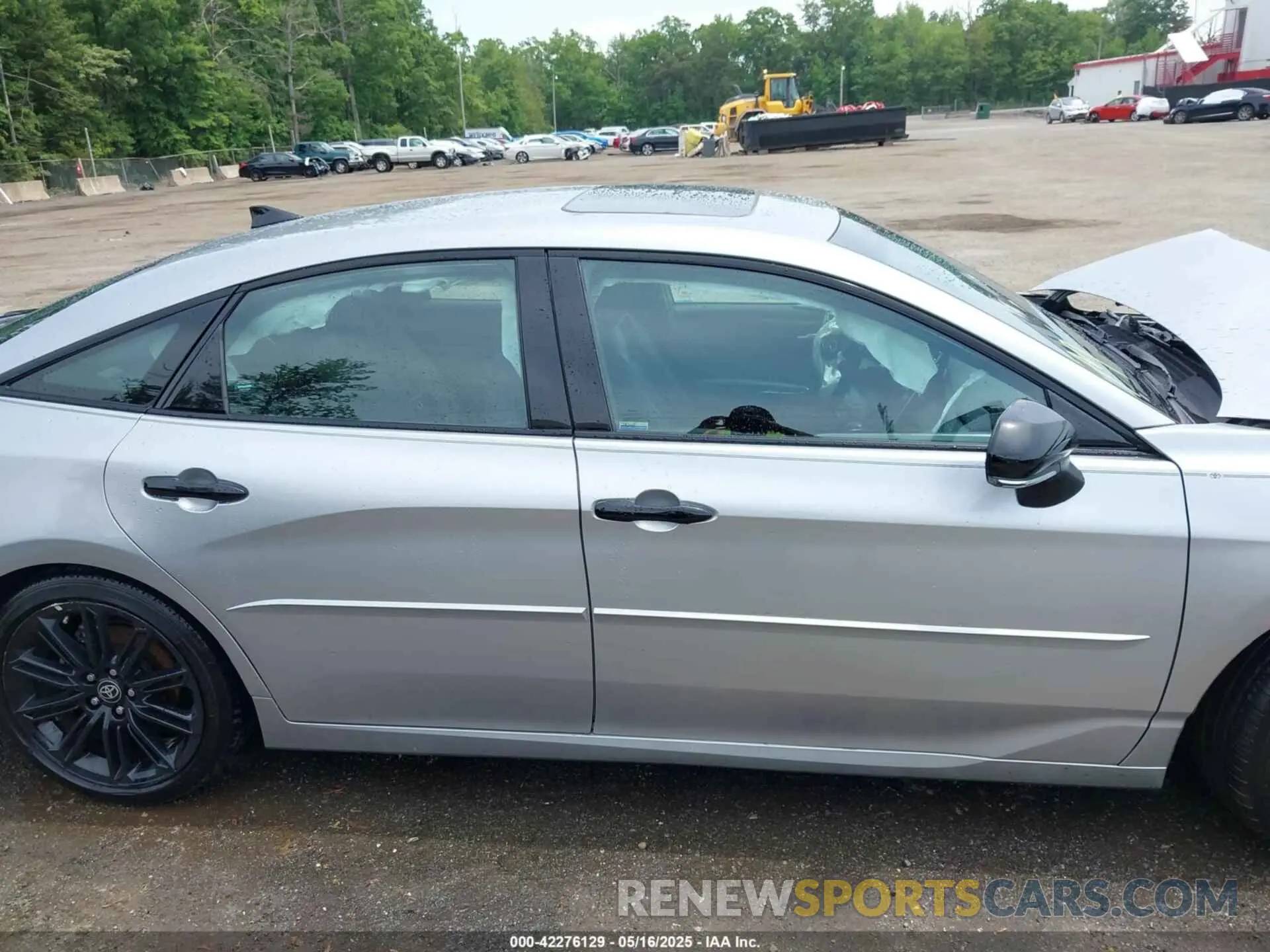 13 Photograph of a damaged car 4T1EZ1FB5MU059372 TOYOTA AVALON 2021