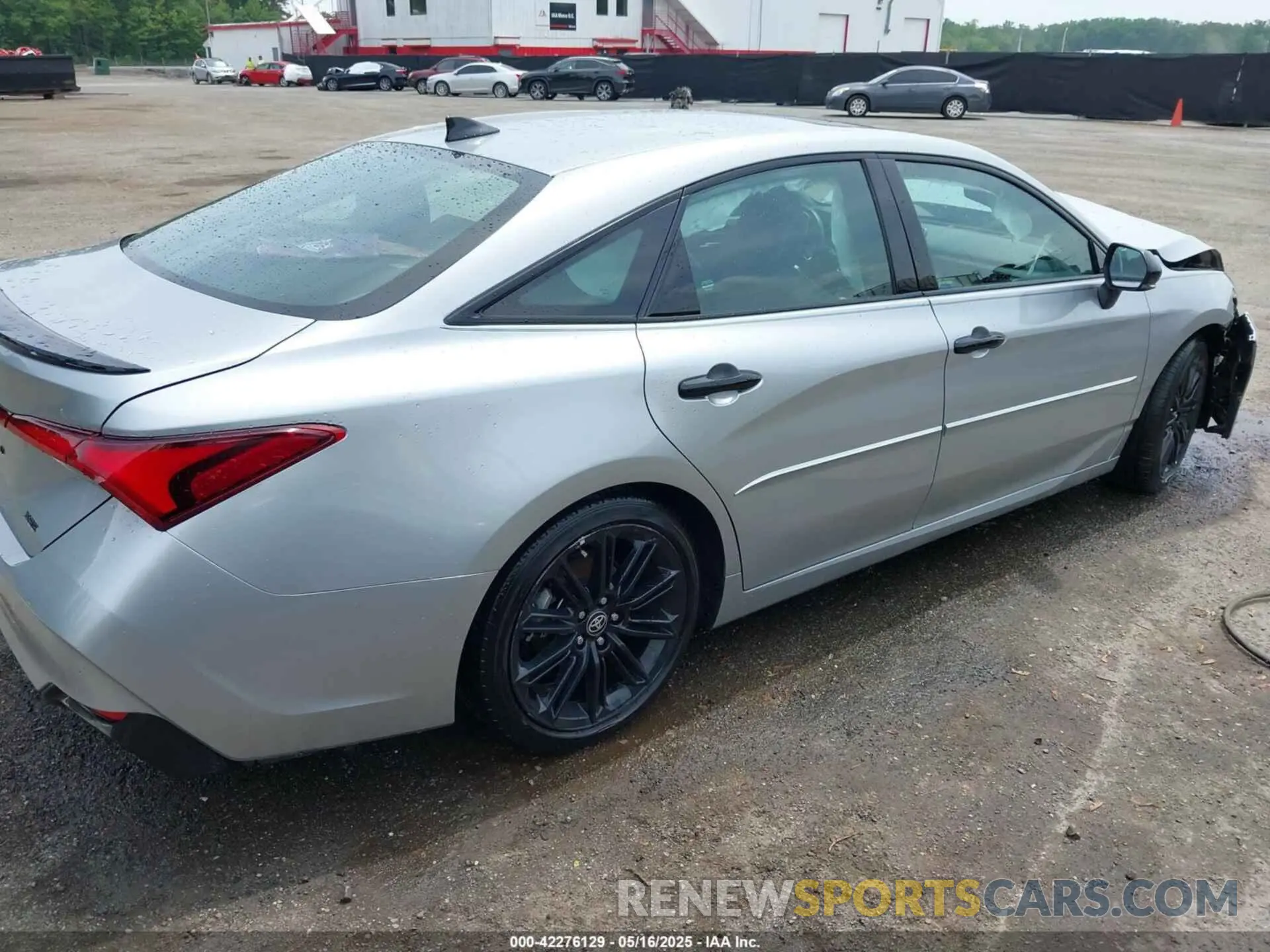 4 Photograph of a damaged car 4T1EZ1FB5MU059372 TOYOTA AVALON 2021