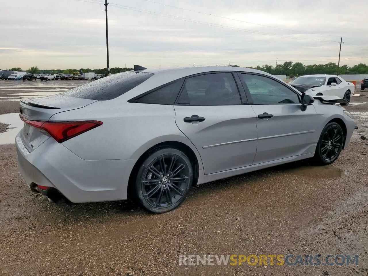 3 Photograph of a damaged car 4T1EZ1FB6MU057971 TOYOTA AVALON 2021