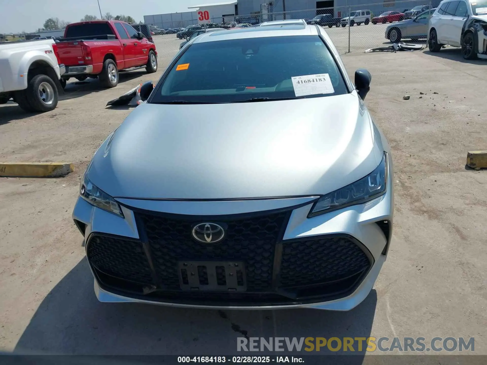 12 Photograph of a damaged car 4T1EZ1FB6MU069666 TOYOTA AVALON 2021