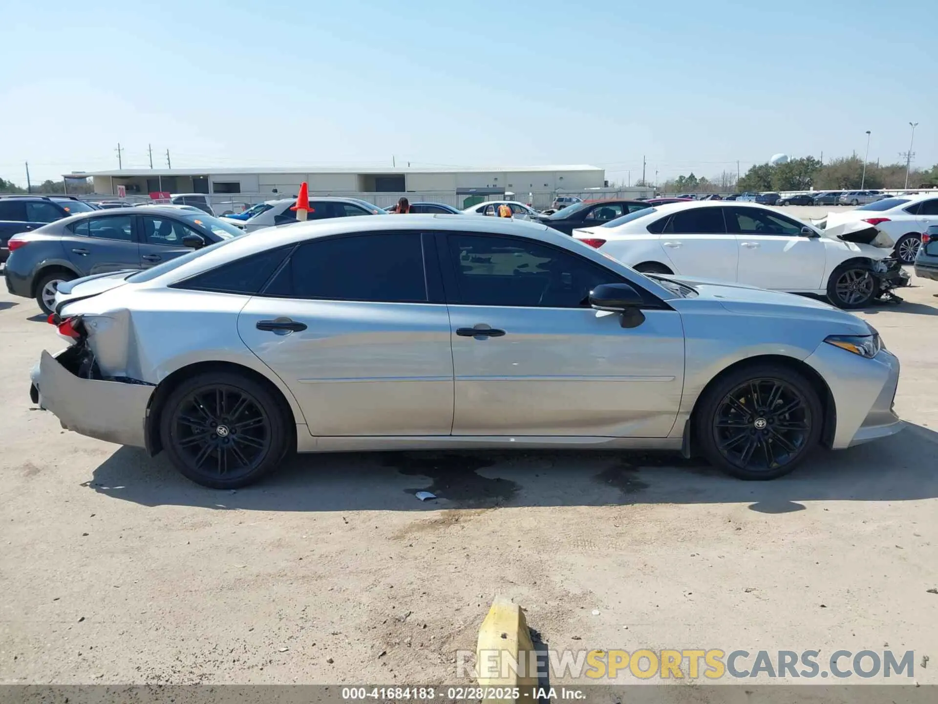 13 Photograph of a damaged car 4T1EZ1FB6MU069666 TOYOTA AVALON 2021