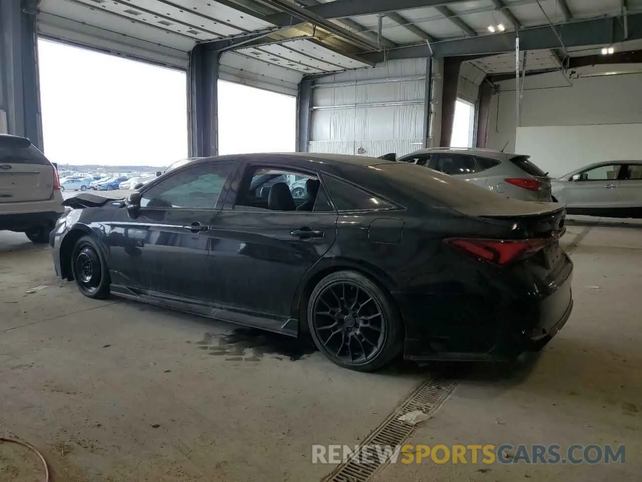 2 Photograph of a damaged car 4T1FZ1FB2MU070169 TOYOTA AVALON 2021