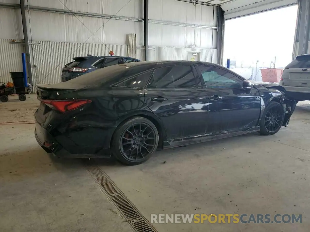 3 Photograph of a damaged car 4T1FZ1FB2MU070169 TOYOTA AVALON 2021