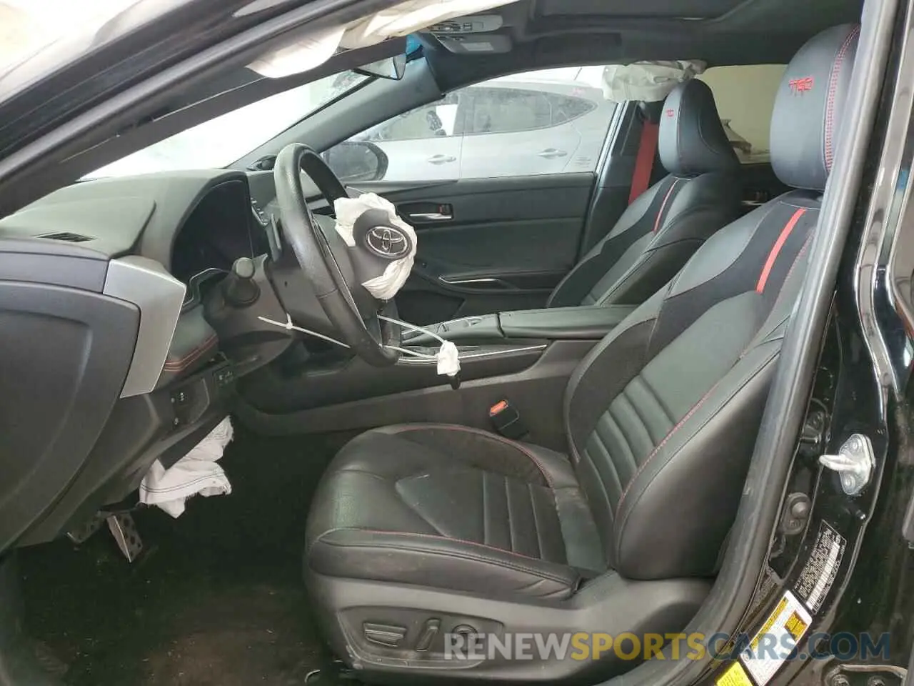7 Photograph of a damaged car 4T1FZ1FB2MU070169 TOYOTA AVALON 2021