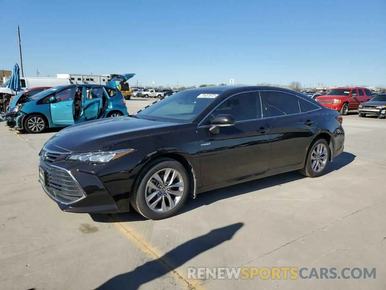 1 Photograph of a damaged car 4T1JA1AB8MU001429 TOYOTA AVALON 2021