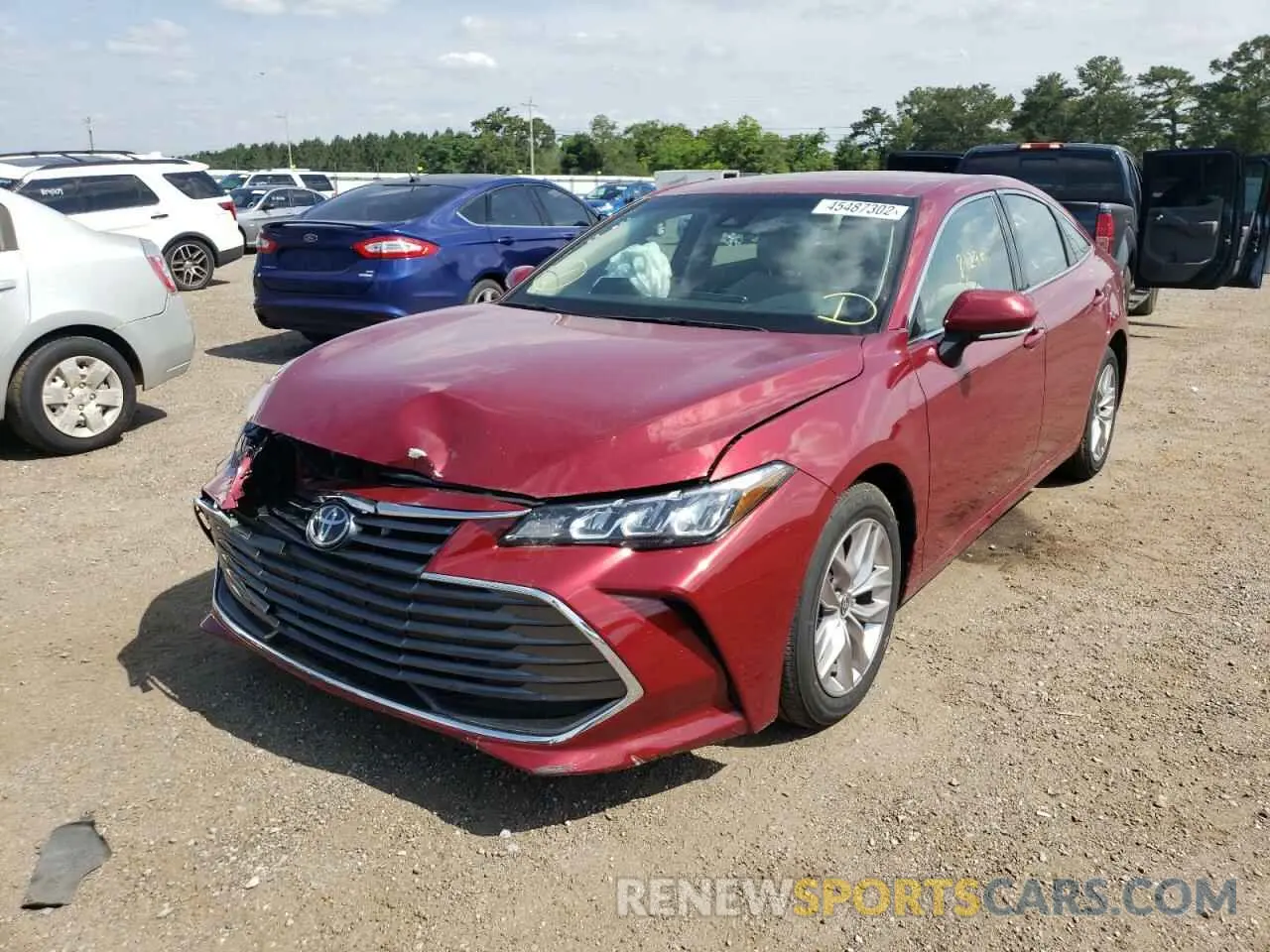 2 Photograph of a damaged car 4T1JZ1FB0MU069158 TOYOTA AVALON 2021