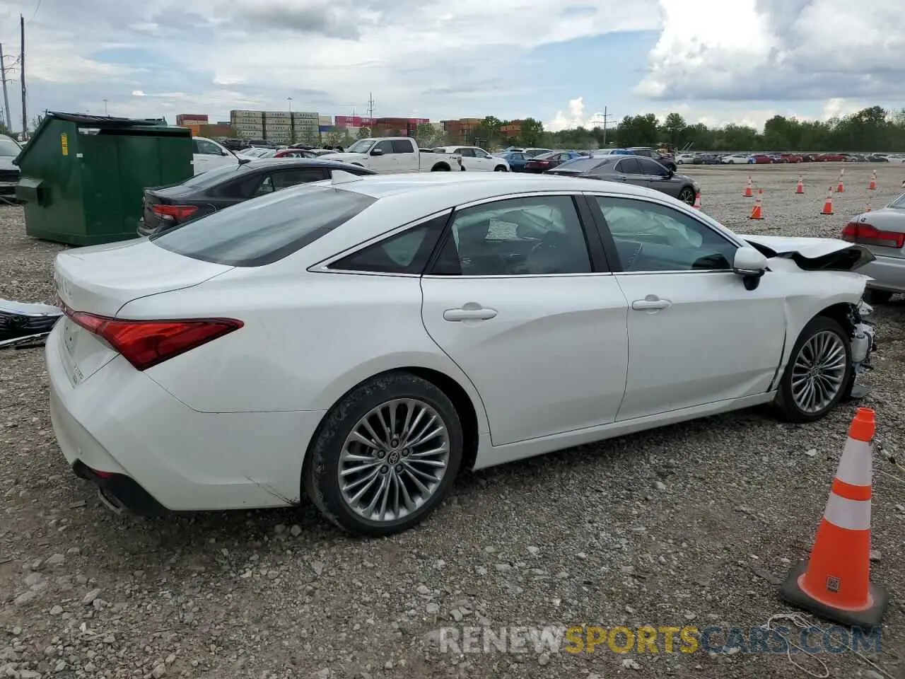 3 Photograph of a damaged car 4T1NB1BB0MU001552 TOYOTA AVALON 2021