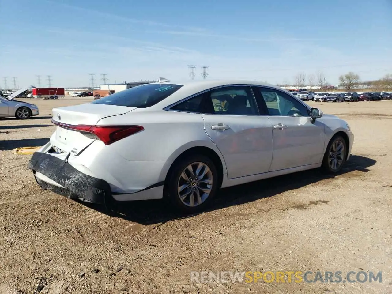 3 Photograph of a damaged car 4T1AA1AB3NU013764 TOYOTA AVALON 2022