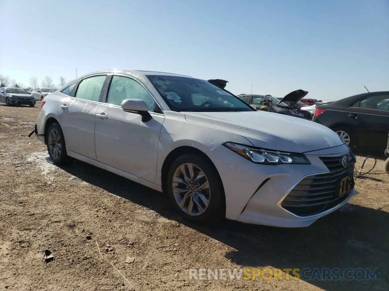 4 Photograph of a damaged car 4T1AA1AB3NU013764 TOYOTA AVALON 2022