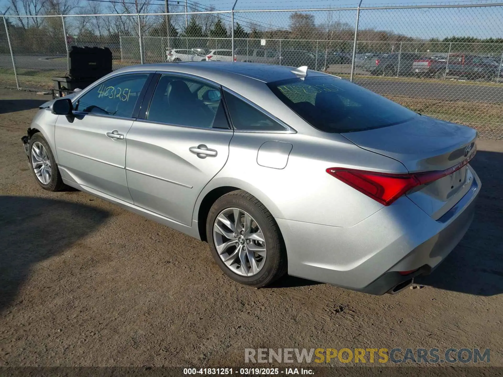 3 Photograph of a damaged car 4T1AZ1FBXNU085305 TOYOTA AVALON 2022