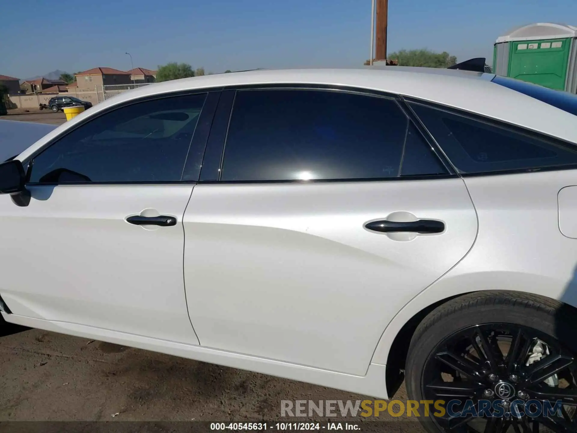 14 Photograph of a damaged car 4T1EA1AB2NU014860 TOYOTA AVALON 2022