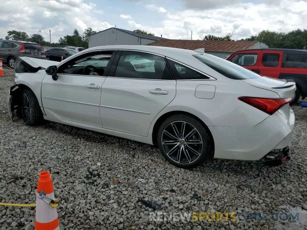 2 Photograph of a damaged car 4T1HZ1FB3NU084687 TOYOTA AVALON 2022