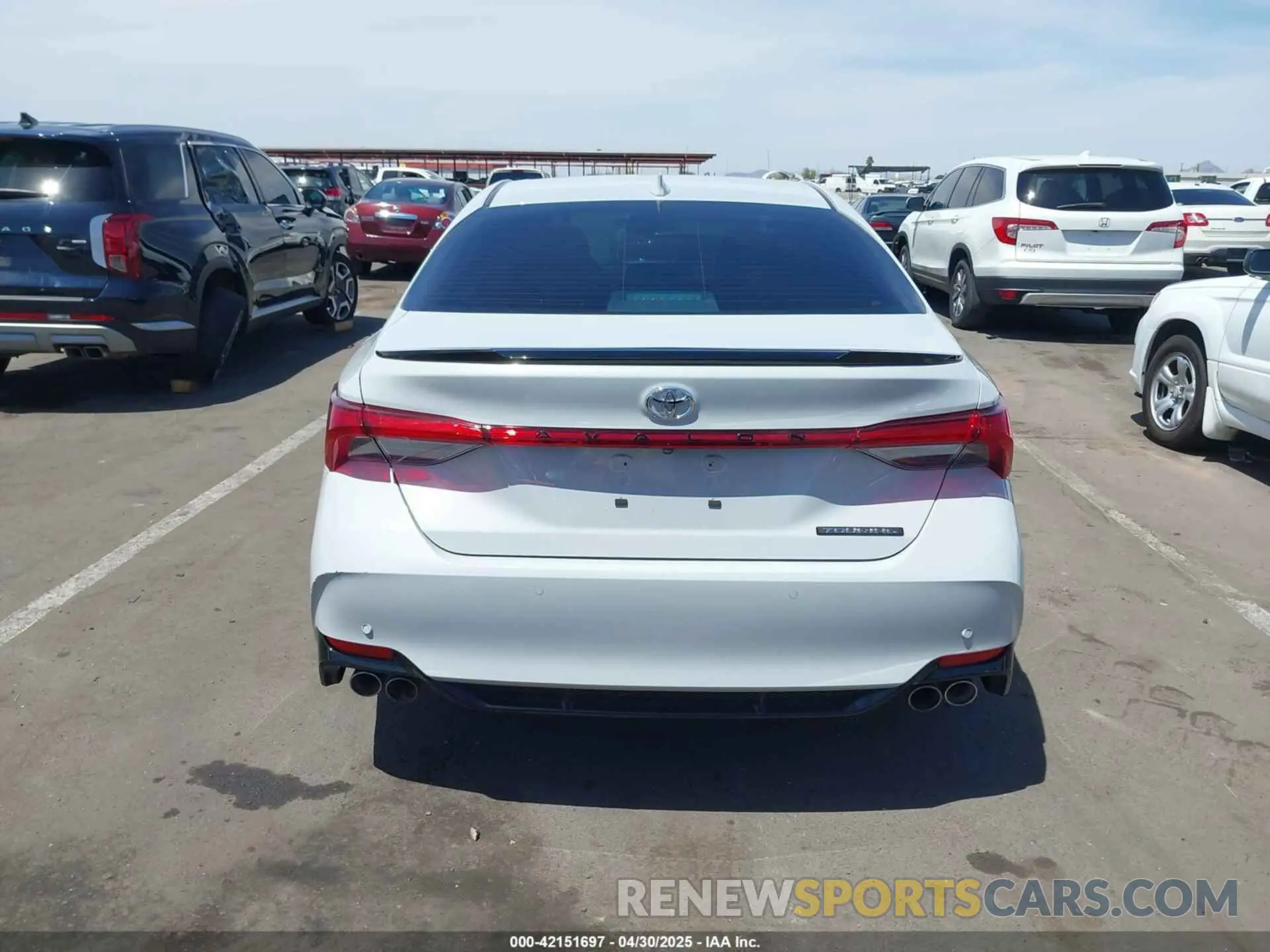 15 Photograph of a damaged car 4T1HZ1FB6NU080813 TOYOTA AVALON 2022